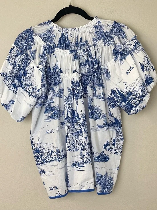 Umgee Blue & White Toile Landscape Scenic Print Peasant Blouse Size M - Picture 7 of 10